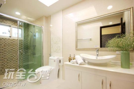 Bay House Bed & Breakfast Donggang Exterior photo