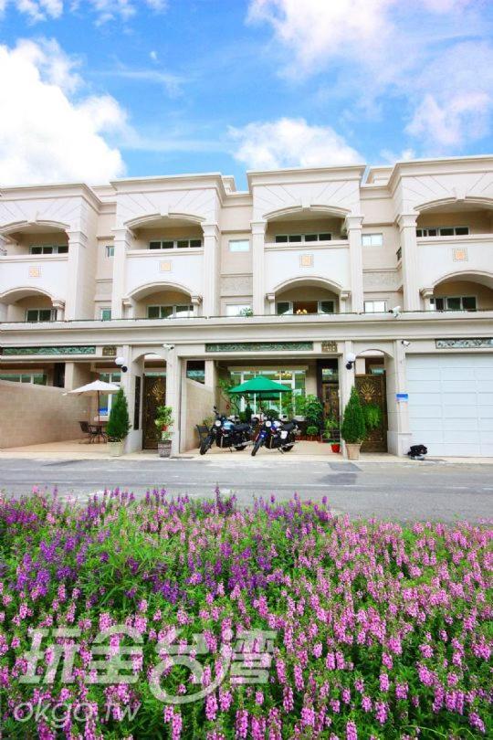 Bay House Bed & Breakfast Donggang Exterior photo