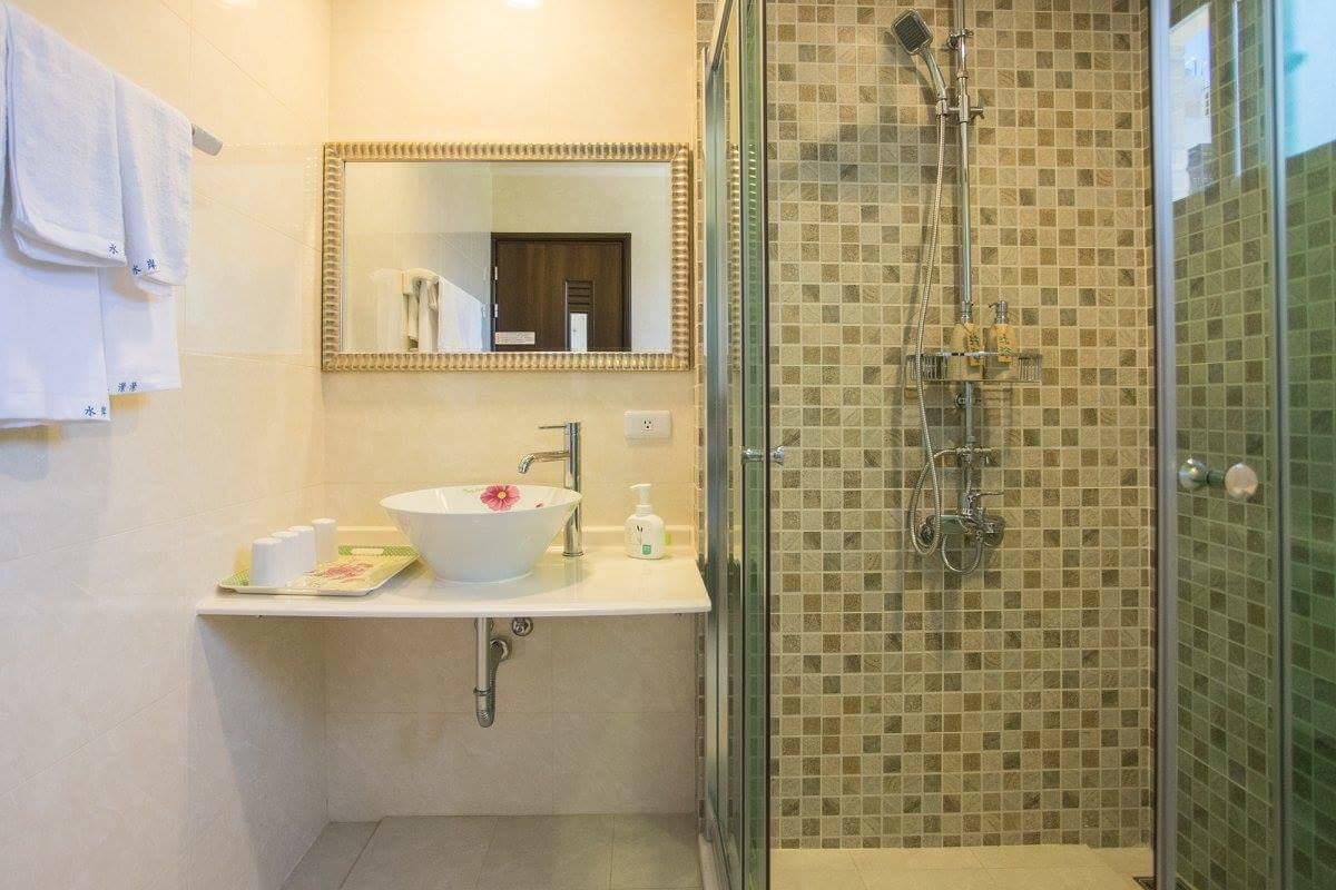 Bay House Bed & Breakfast Donggang Exterior photo